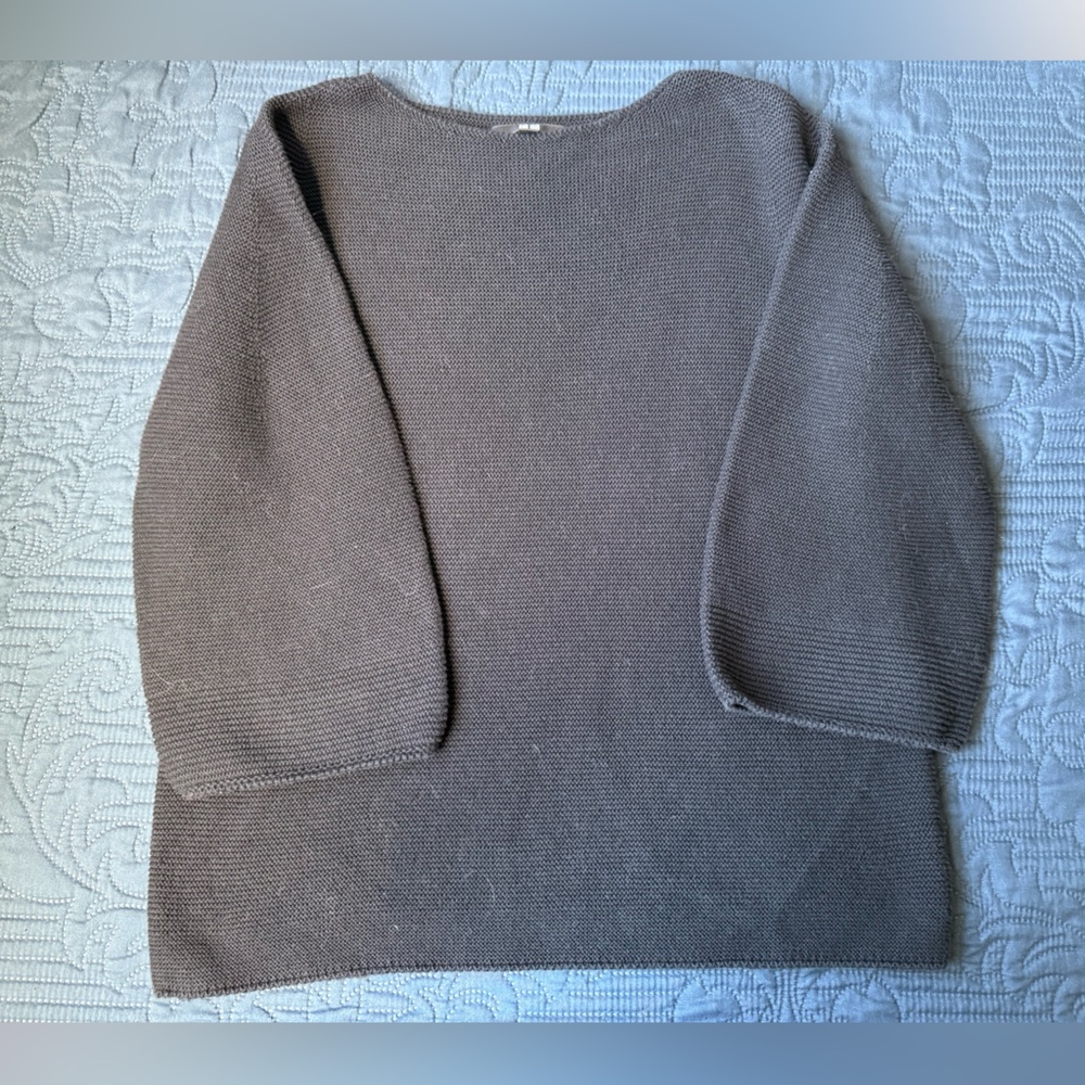 Uniqlo Charcoal Black Knit Top